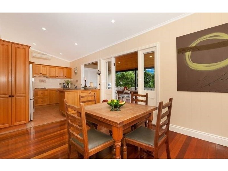 32 Fosbery Street, Windsor QLD 4030