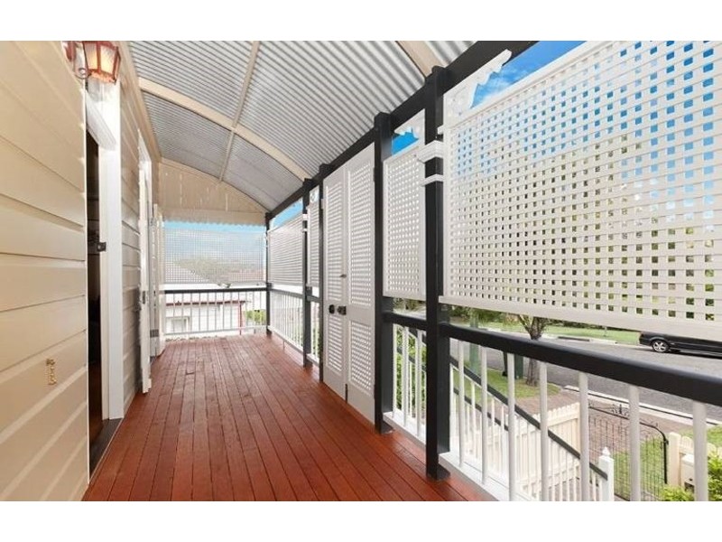 32 Fosbery Street, Windsor QLD 4030