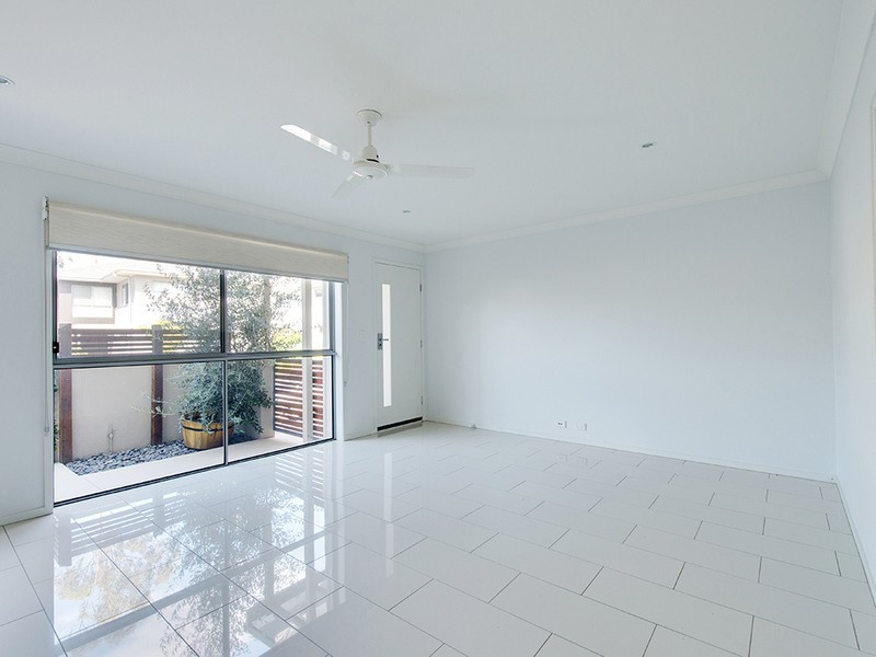 21 Tall Woods Court, Brookwater QLD 4300