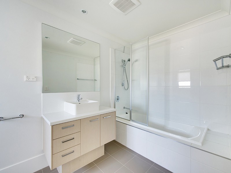 21 Tall Woods Court, Brookwater QLD 4300