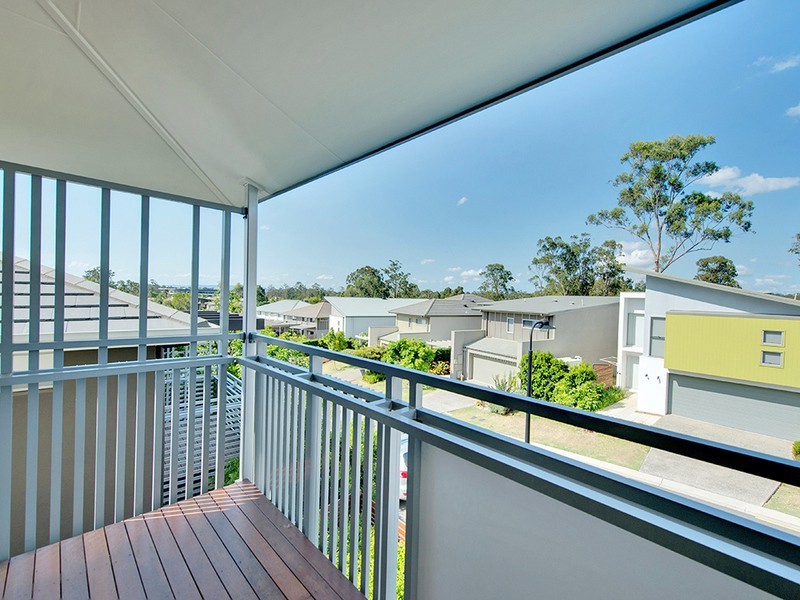 21 Tall Woods Court, Brookwater QLD 4300