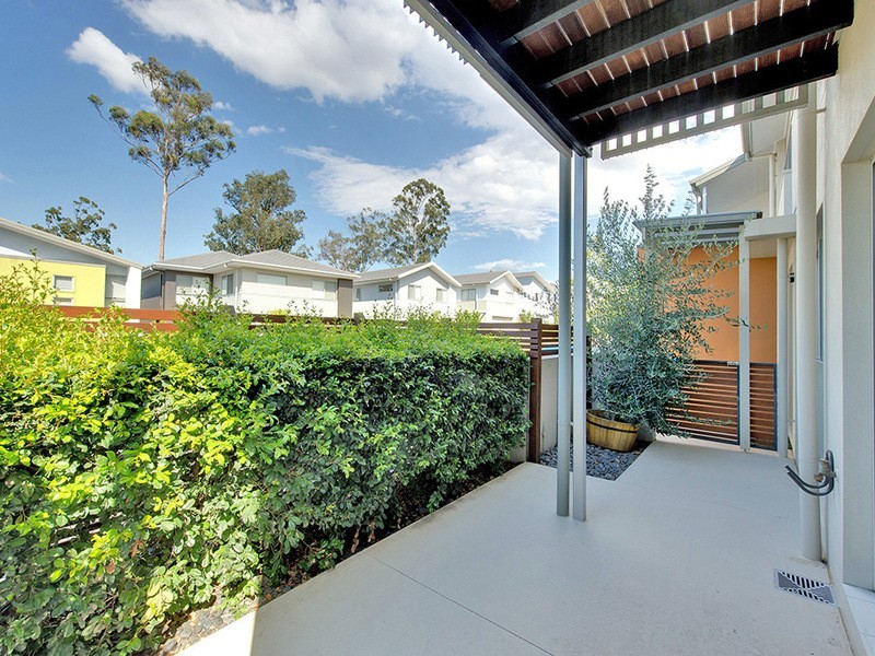 21 Tall Woods Court, Brookwater QLD 4300