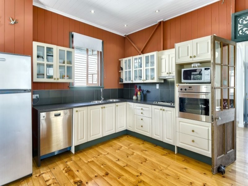 45 Grove Street, Albion QLD 4010