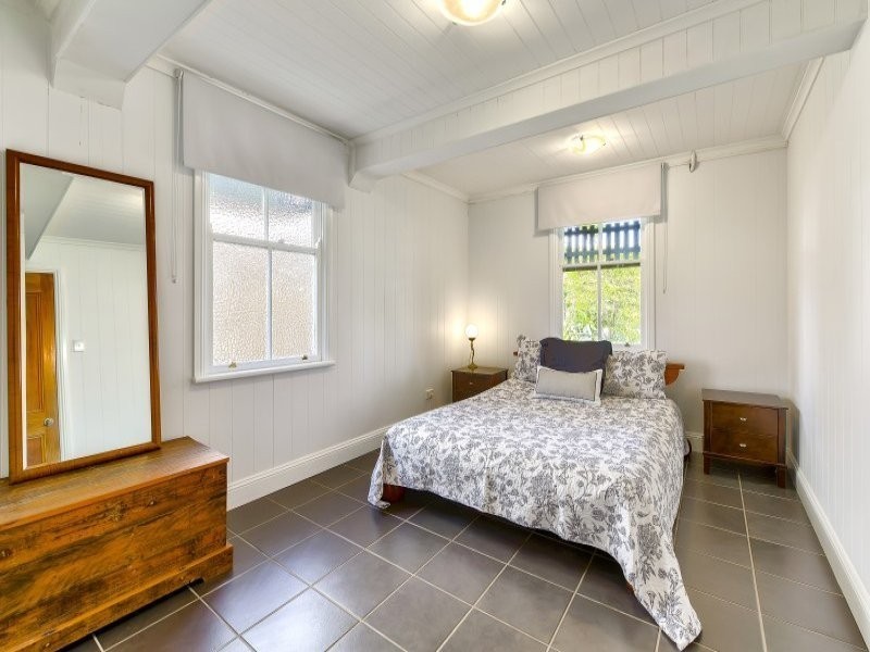 45 Grove Street, Albion QLD 4010