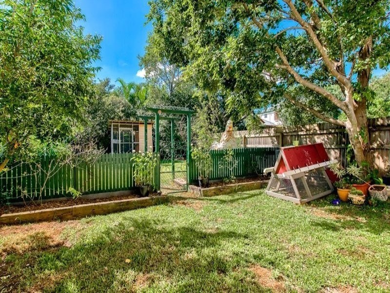 45 Grove Street, Albion QLD 4010