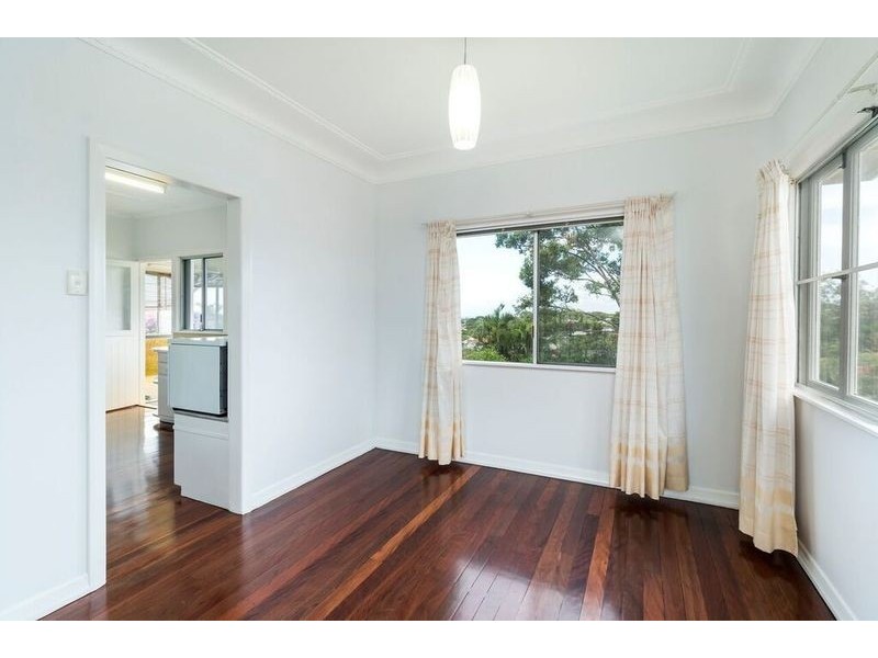 65 Pangeza Street, Stafford Heights QLD 4053