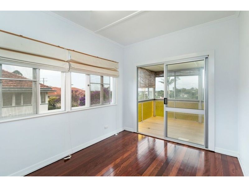 65 Pangeza Street, Stafford Heights QLD 4053