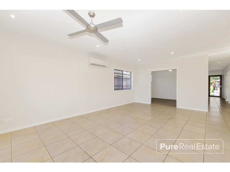 27 Windjana Crescent, Fitzgibbon QLD 4018