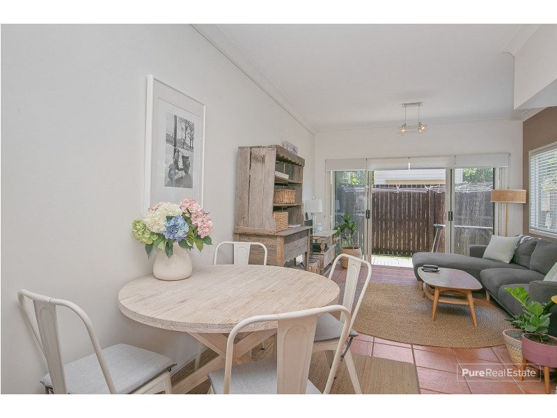 2/116 Stephens Street, Morningside QLD 4170