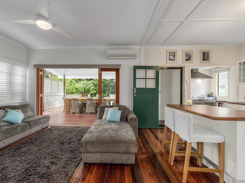 36 Hoolan Street, Stafford Heights QLD 4053