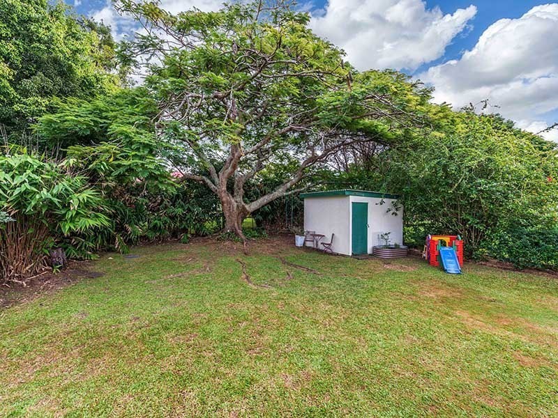 36 Hoolan Street, Stafford Heights QLD 4053