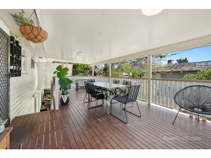 11 Cross Street, Mitchelton QLD 4053