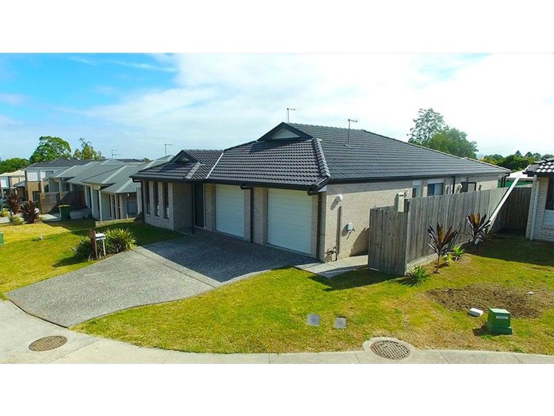 2/16 Weston Court, Bellbird Park QLD 4300