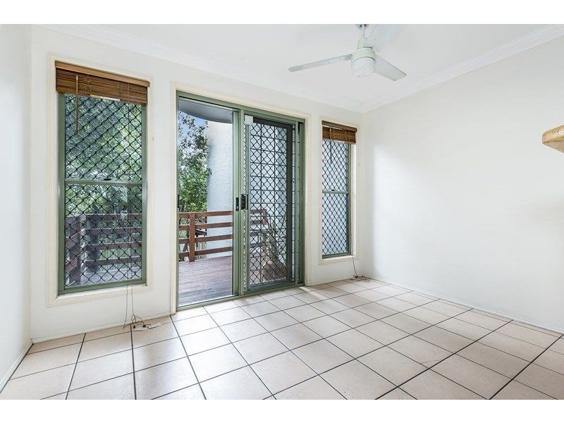 8/26 Wyndham Street, Herston QLD 4006