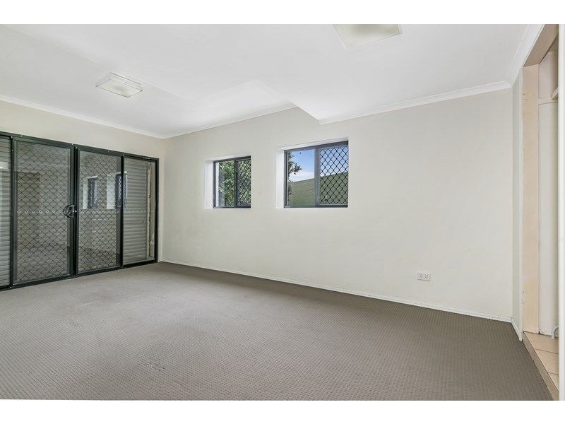 8/26 Wyndham Street, Herston QLD 4006