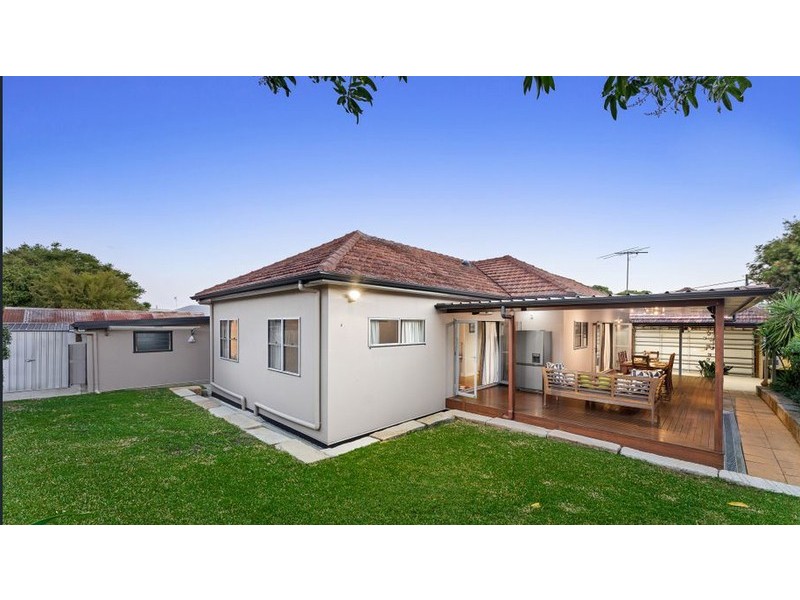 39 Armentieres Street, Kedron QLD 4031