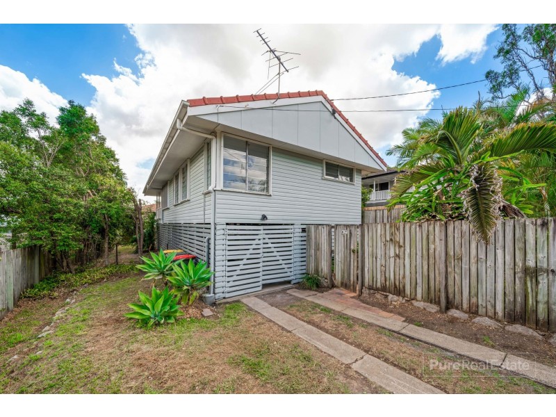 15 Camoola Street, Keperra QLD 4054