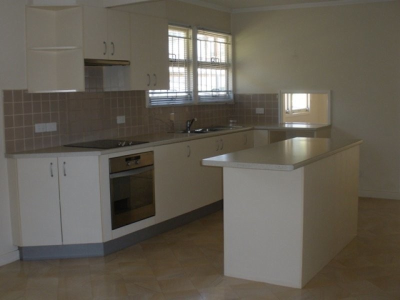 7 Kendale Street, Stafford Heights QLD 4053