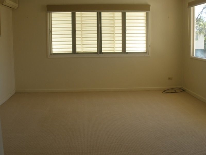 7 Kendale Street, Stafford Heights QLD 4053