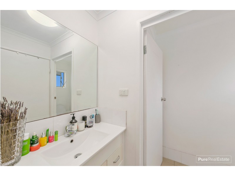 27 Boothby Street, Kedron QLD 4031