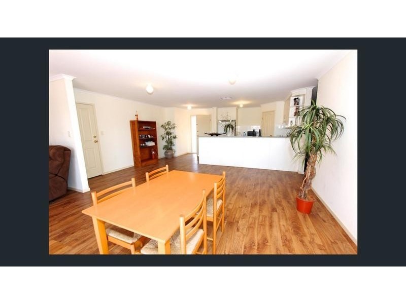 1E Young Terrace, Evanston SA 5116