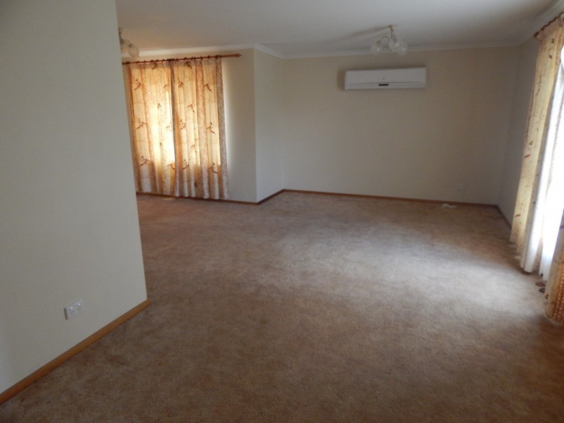 1 Bluestone Lane, Blakeview SA 5114