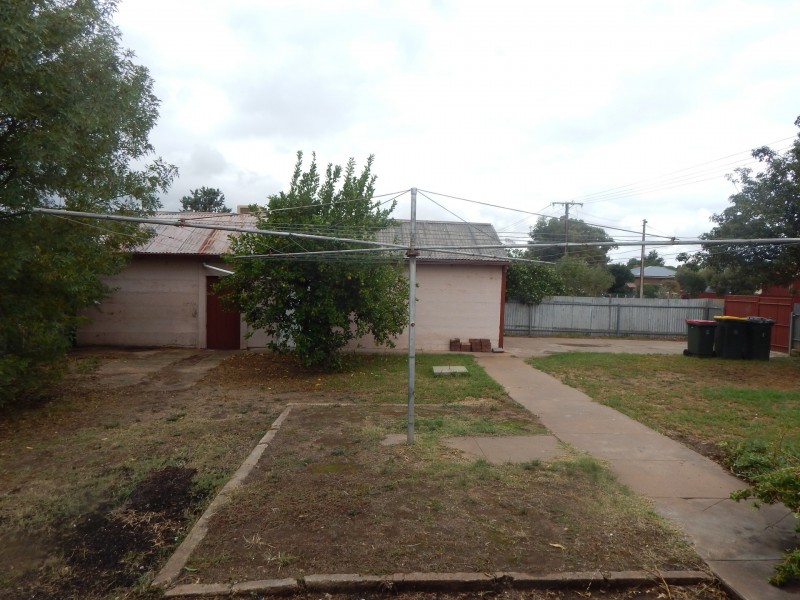 4 Lawrence Ave, Gawler South SA 5118