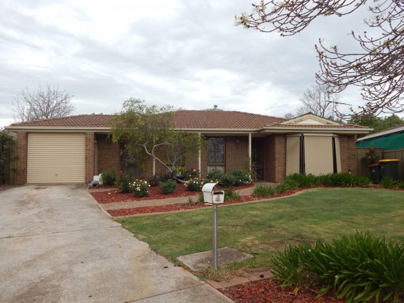 4 Rogasch Court, Evanston Park SA 5116
