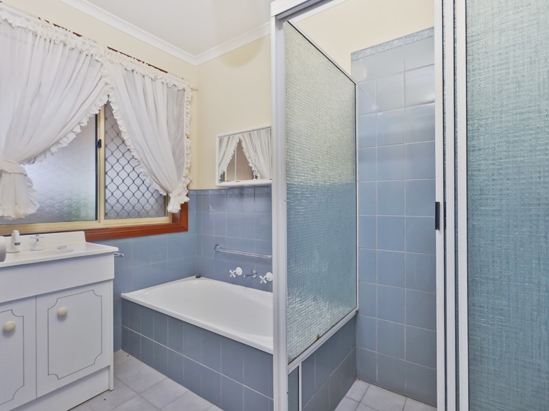 1/4 Elizabeth Street, Evanston SA 5116