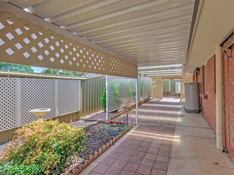 1/4 Elizabeth Street, Evanston SA 5116