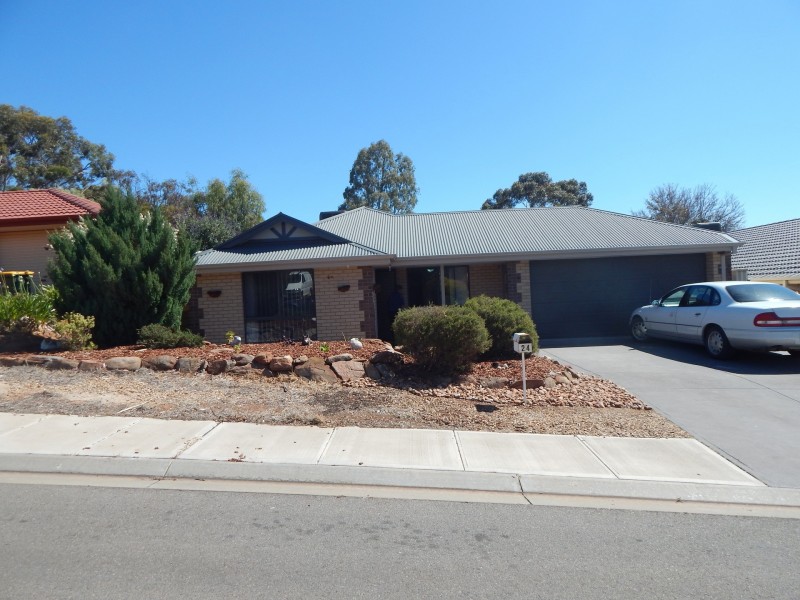 24 Thompson Cct, Evanston Park SA 5116