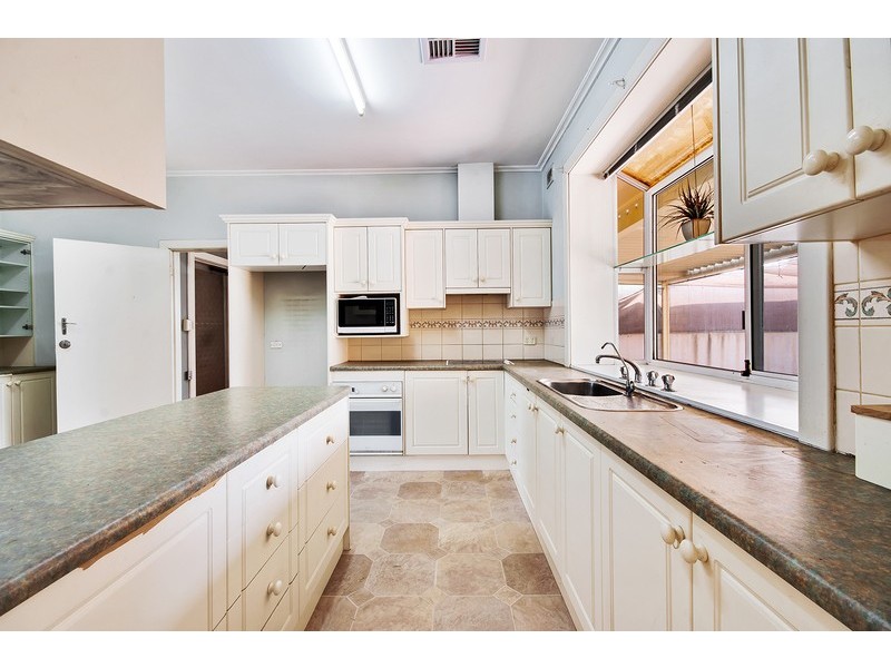 100 Adelaide Rd, Gawler South SA 5118