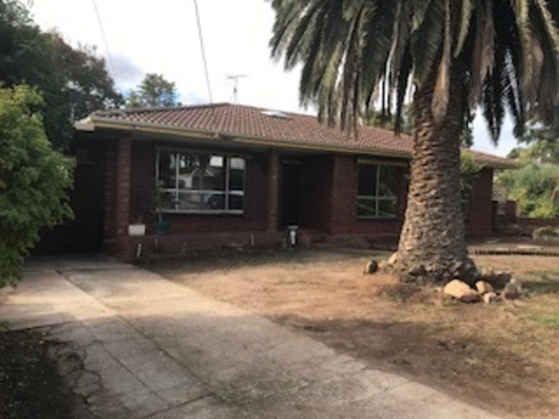 8 Morrow avenue, Evanston Park SA 5116