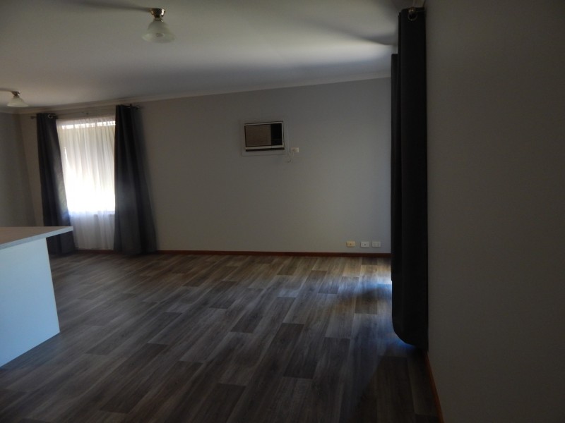 3 Barkley Cres, Willaston SA 5118