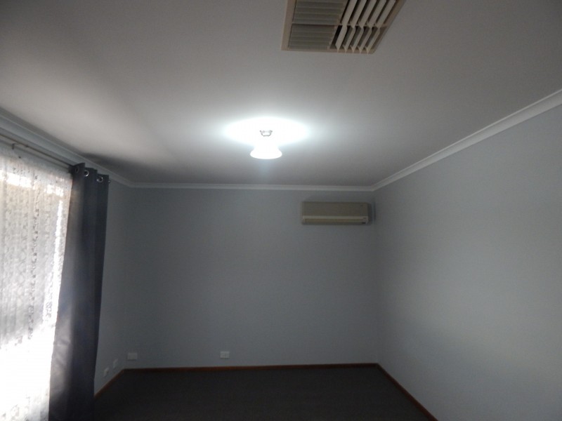 3 Barkley Cres, Willaston SA 5118