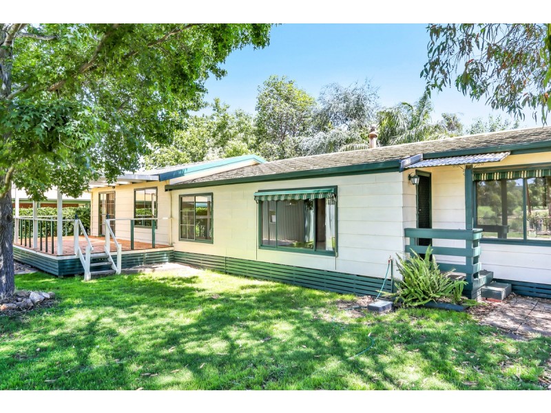 1 Pinson Court, Williamstown SA 5351