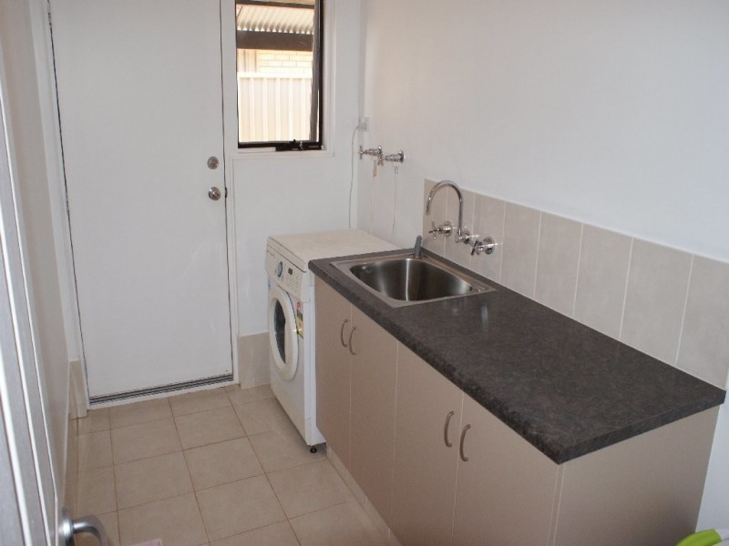 12 Kimvu court, Munno Para West SA 5115