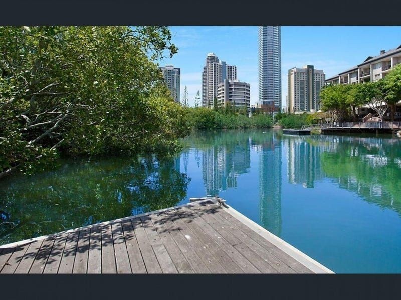 70 Remembrance  Drive, Surfers Paradise QLD 4217