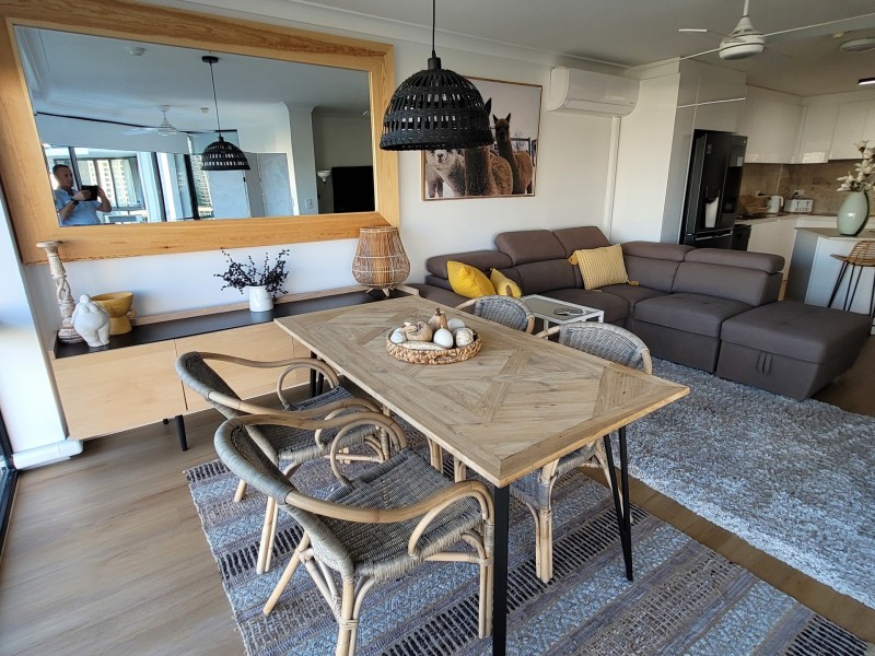 70 Remembrance  Drive, Surfers Paradise QLD 4217