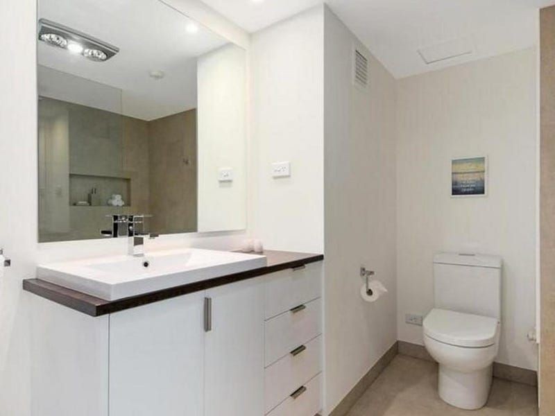 70 Remembrance, Surfers Paradise QLD 4217