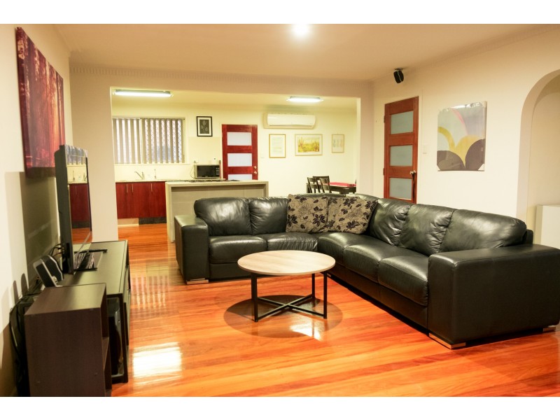 43 Meckiff Street, Upper Mount Gravatt QLD 4122