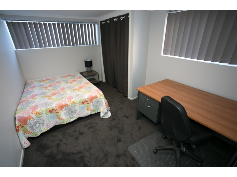 43 Meckiff Street, Upper Mount Gravatt QLD 4122