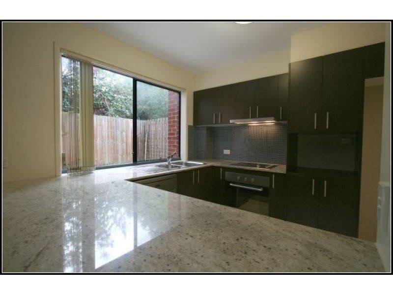 5/170 Whiting Street, Labrador QLD 4215