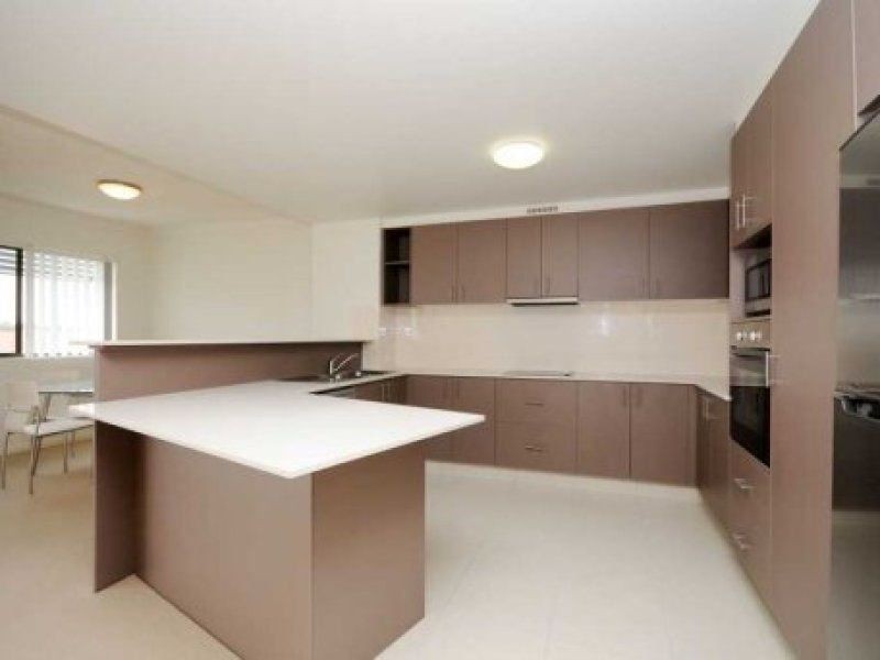 2 Acacia Ct, Robina QLD 4226