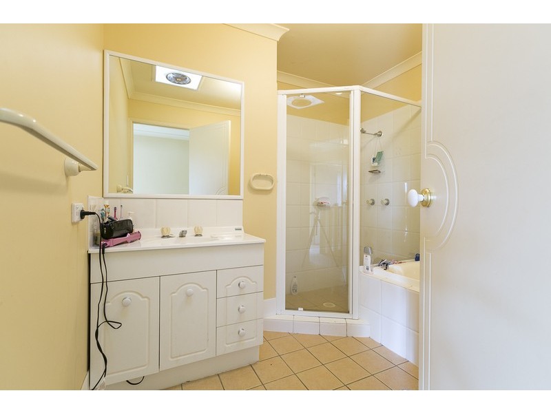 41/1-15 Santa Isobel Boulevard, Pacific Pines QLD 4211