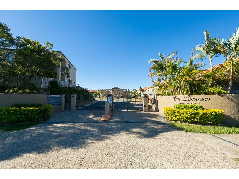 41/1-15 Santa Isobel Boulevard, Pacific Pines QLD 4211