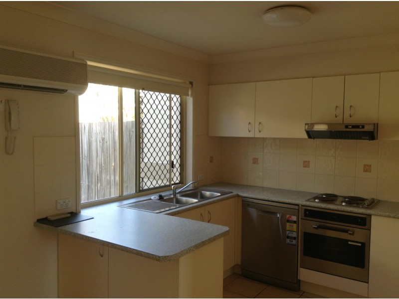 81 Network Drive, Wynnum West QLD 4178