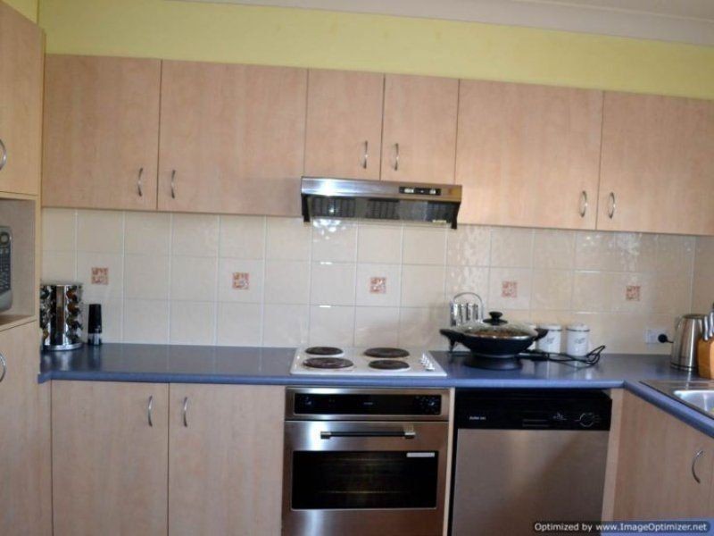 81 Network Drive, Wynnum West QLD 4178