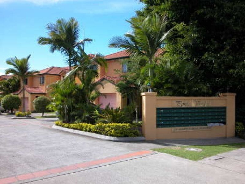 28/120 Highfield Drive, Merrimac QLD 4226