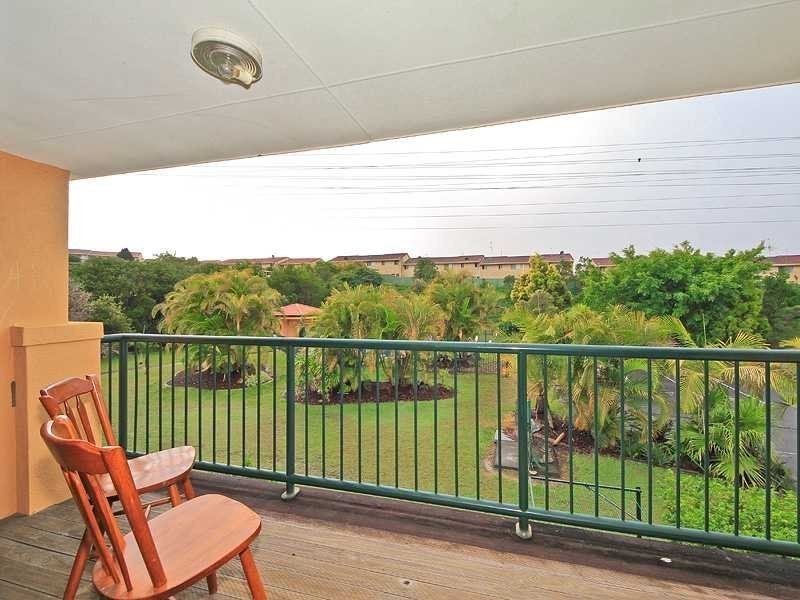 28/120 Highfield Drive, Merrimac QLD 4226